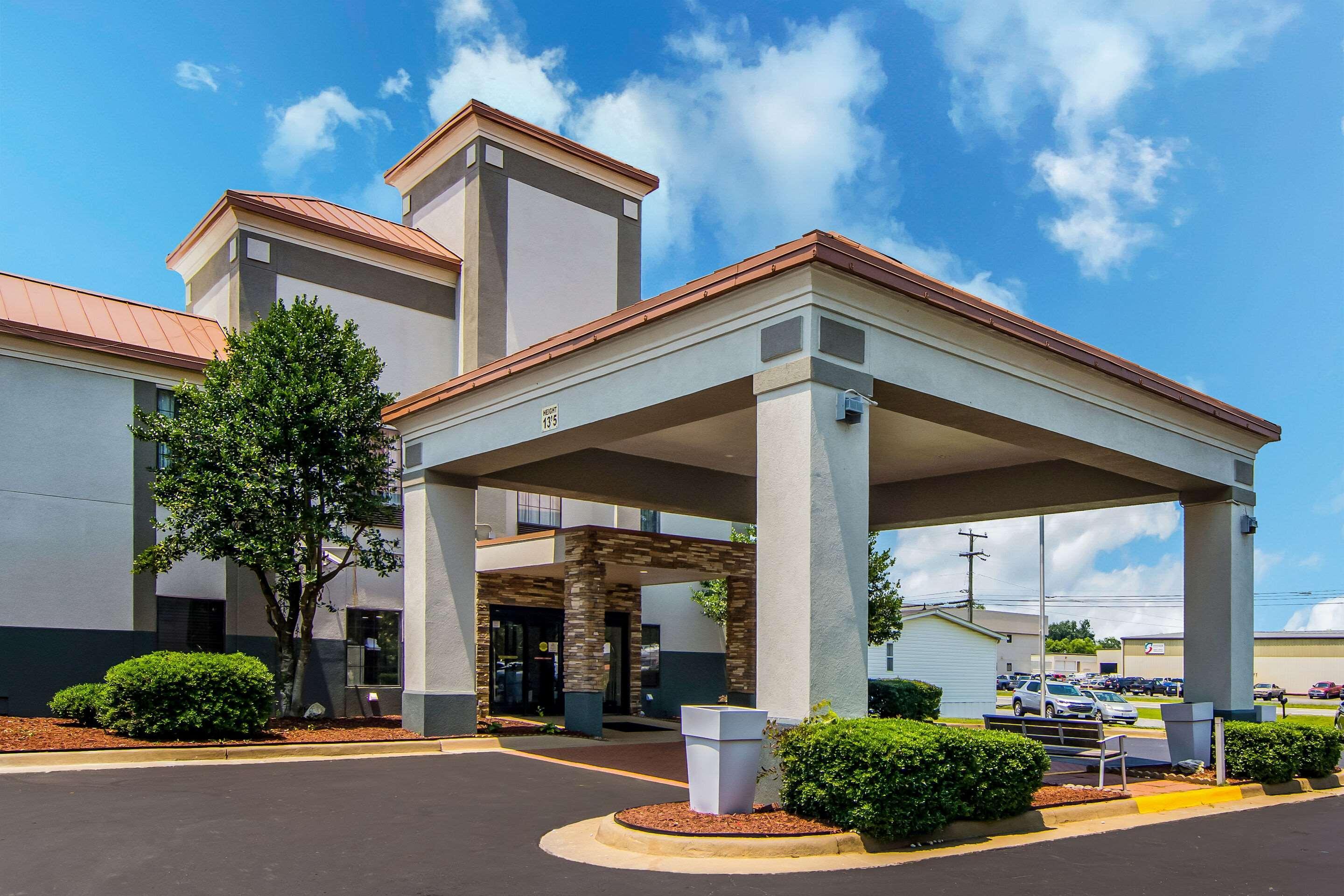 Clarion Pointe South Boston - Danville East Buitenkant foto