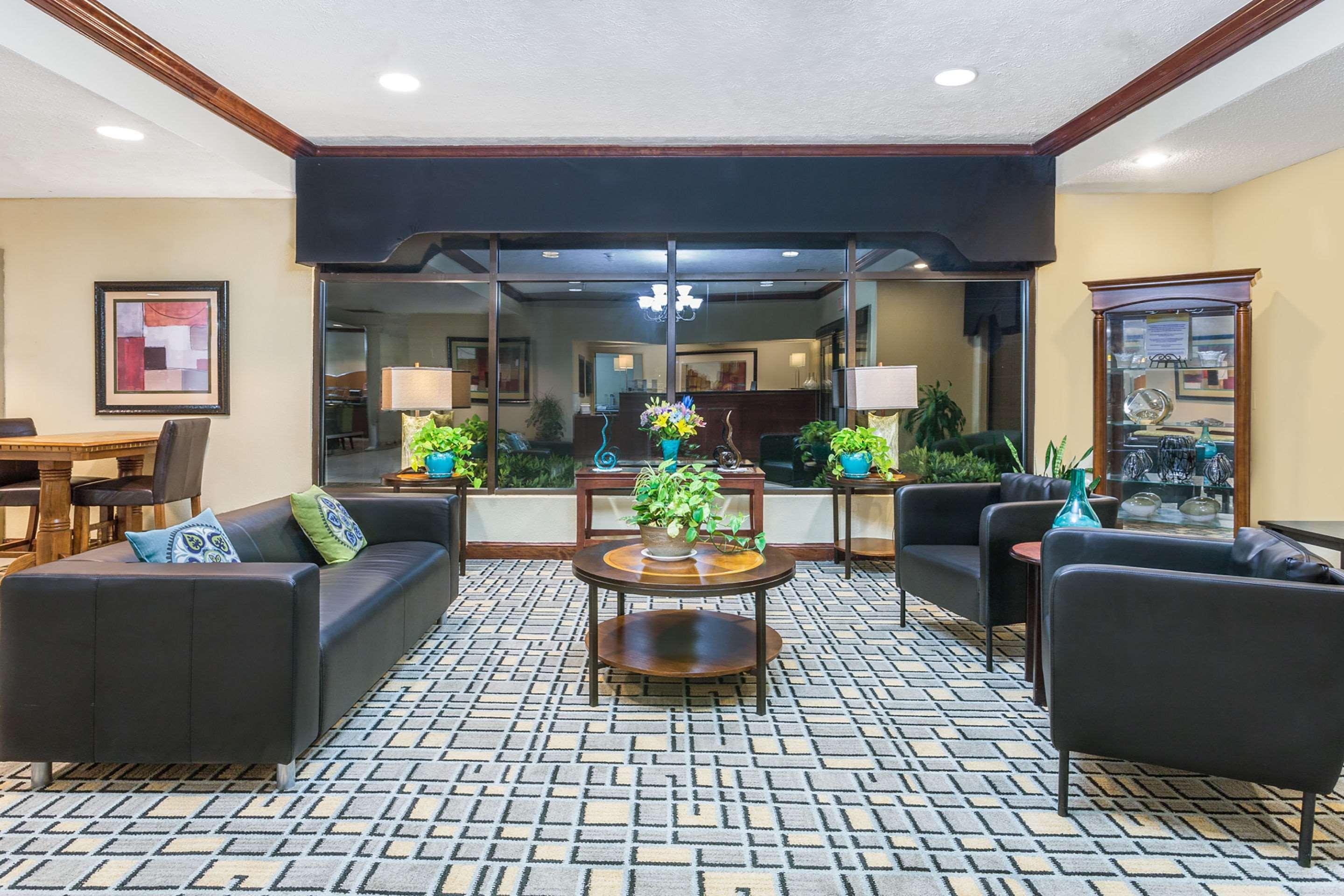 Clarion Pointe South Boston - Danville East Buitenkant foto