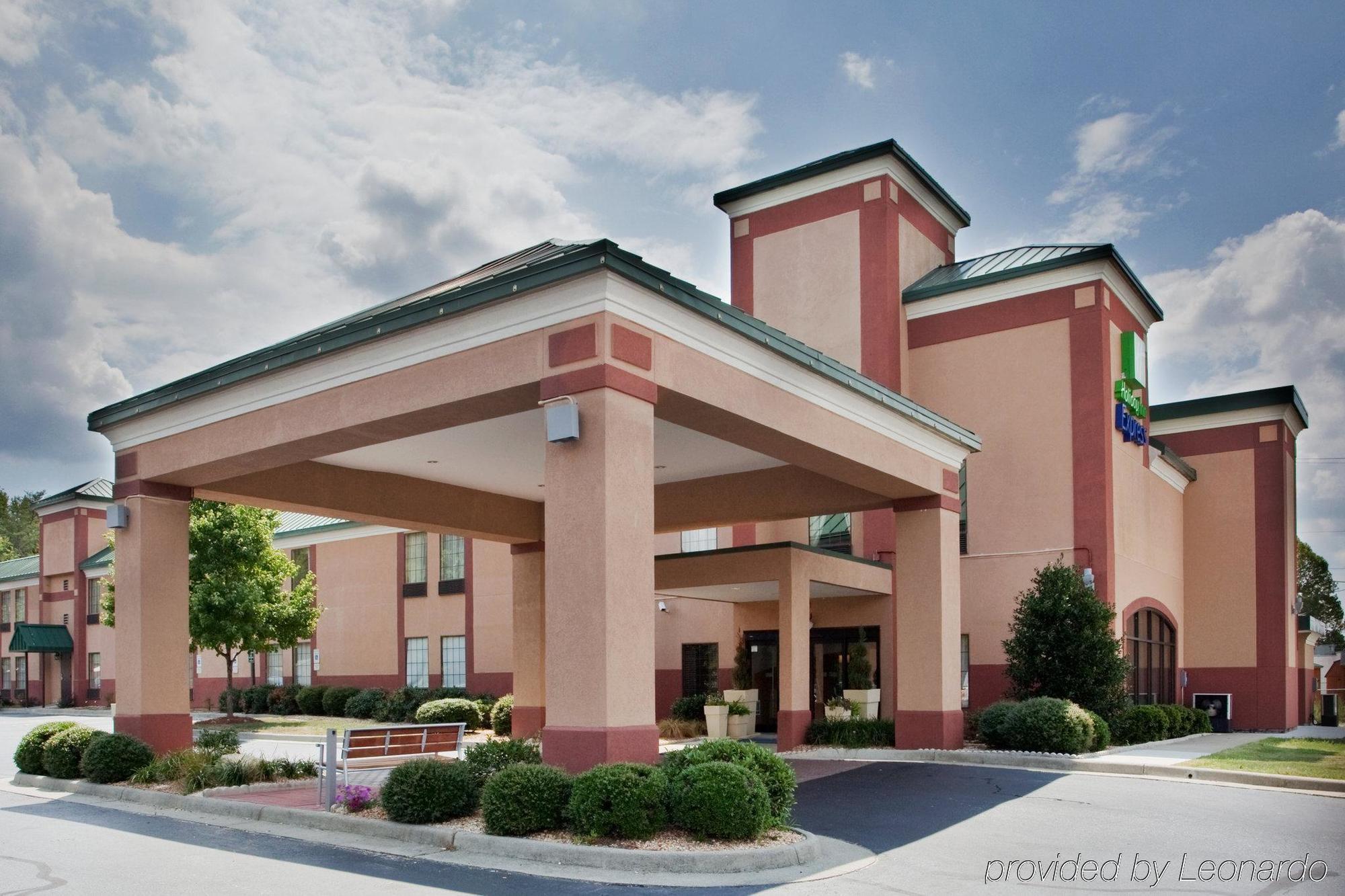 Clarion Pointe South Boston - Danville East Buitenkant foto